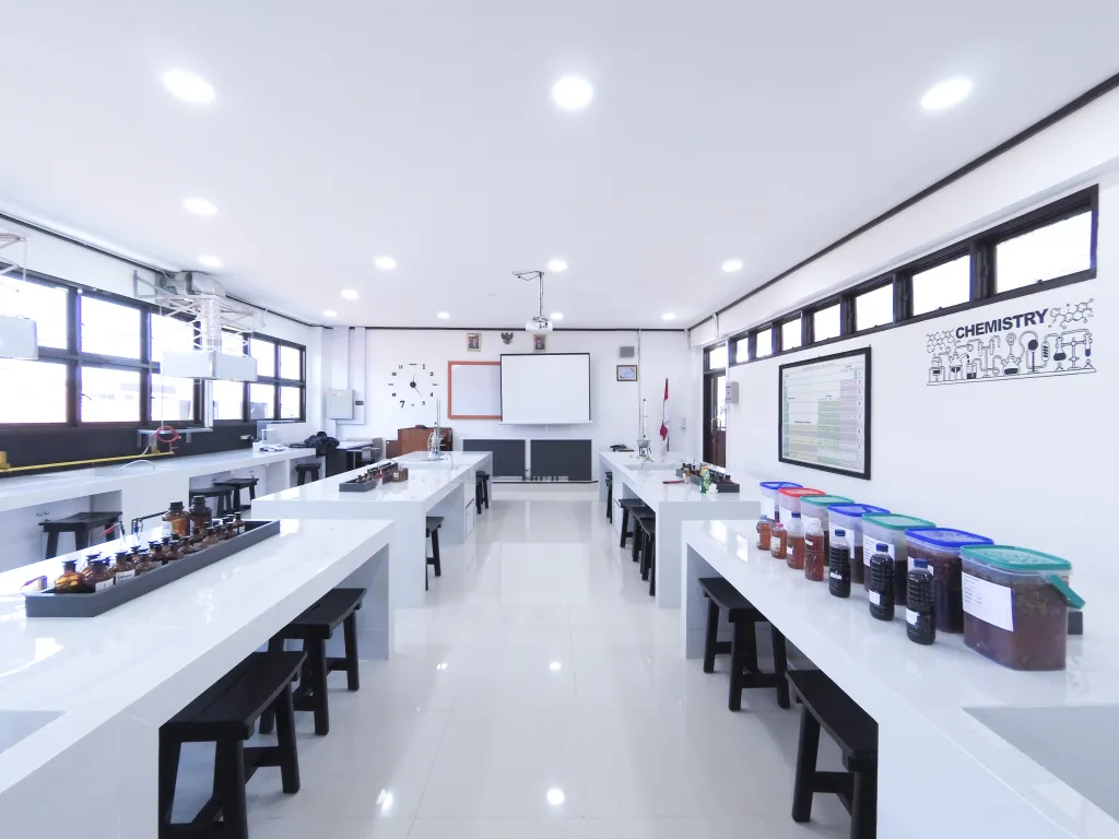 lab kimia